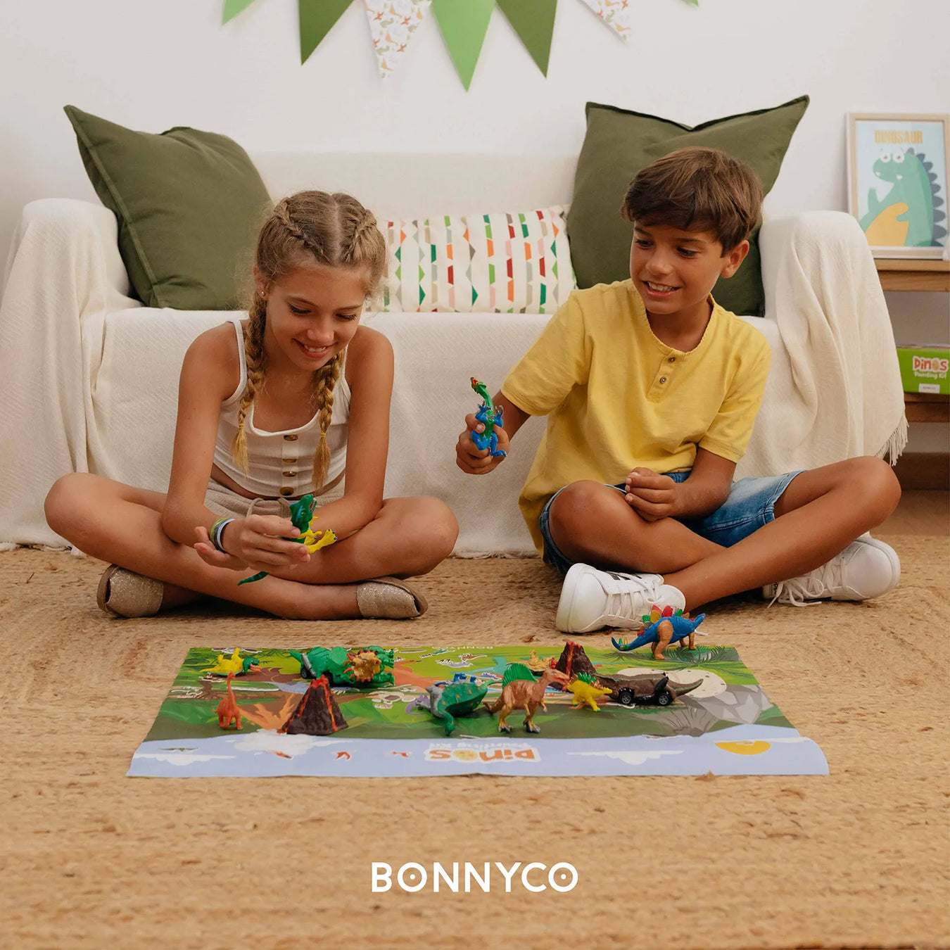 DINOS PAINTING KIT